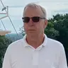 Dariusz W